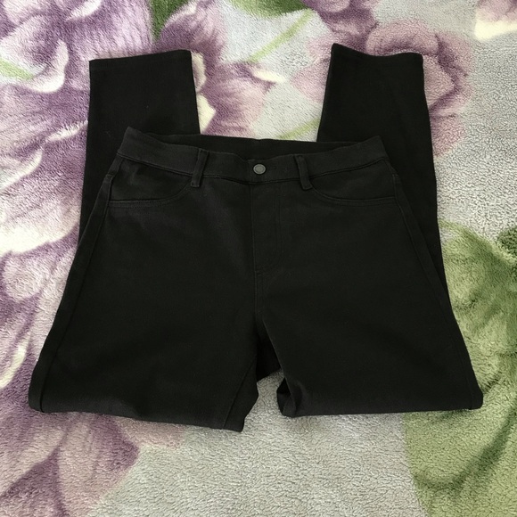 Uniqlo Women’s Ultra Stretch Legging Pants - Picture 5 of 12